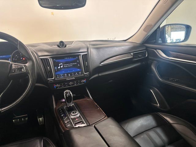 Used 2017 Maserati Levante S image 30