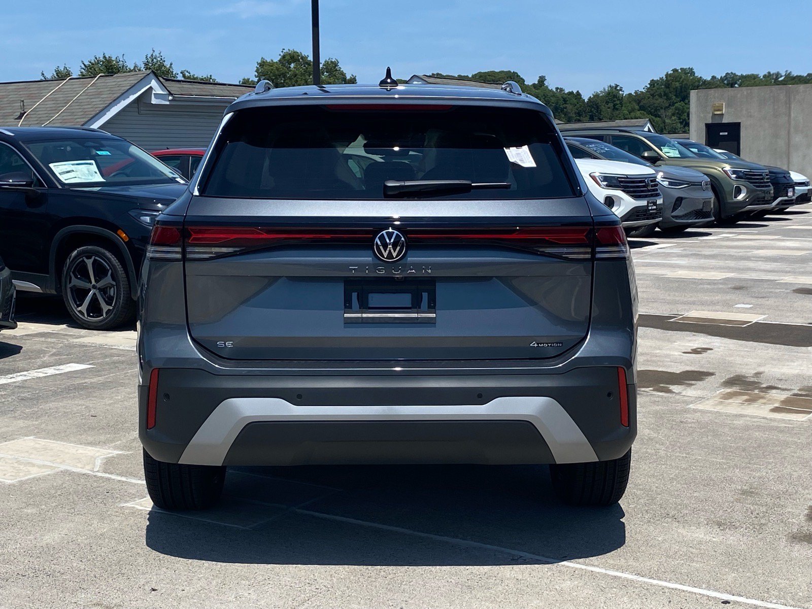 New 2026 Volkswagen Tiguan SE AWD/4WD image 4