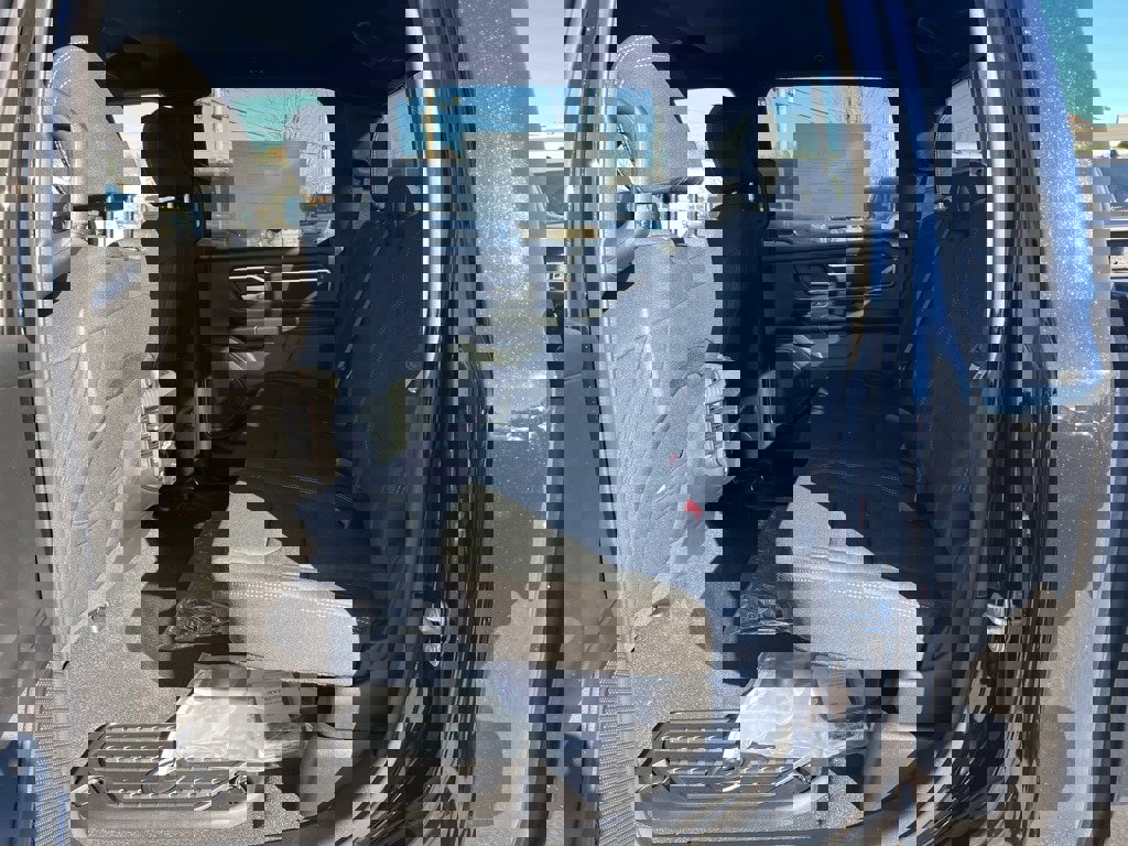 New 2026 RAM 1500 4x4 Crew Cab image 16