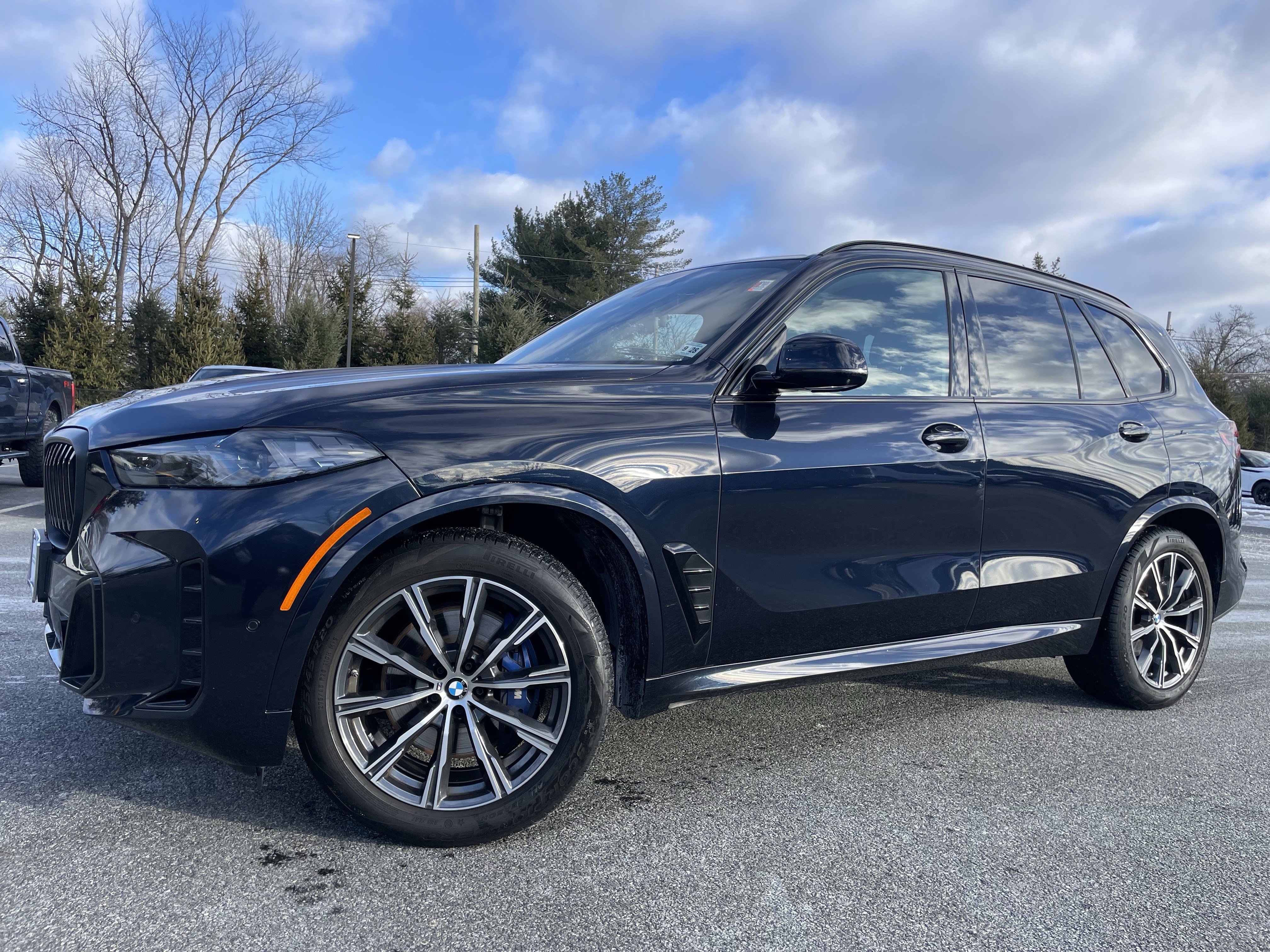 Used 2024 BMW X5 xDrive40i w/ Executive Package image 36