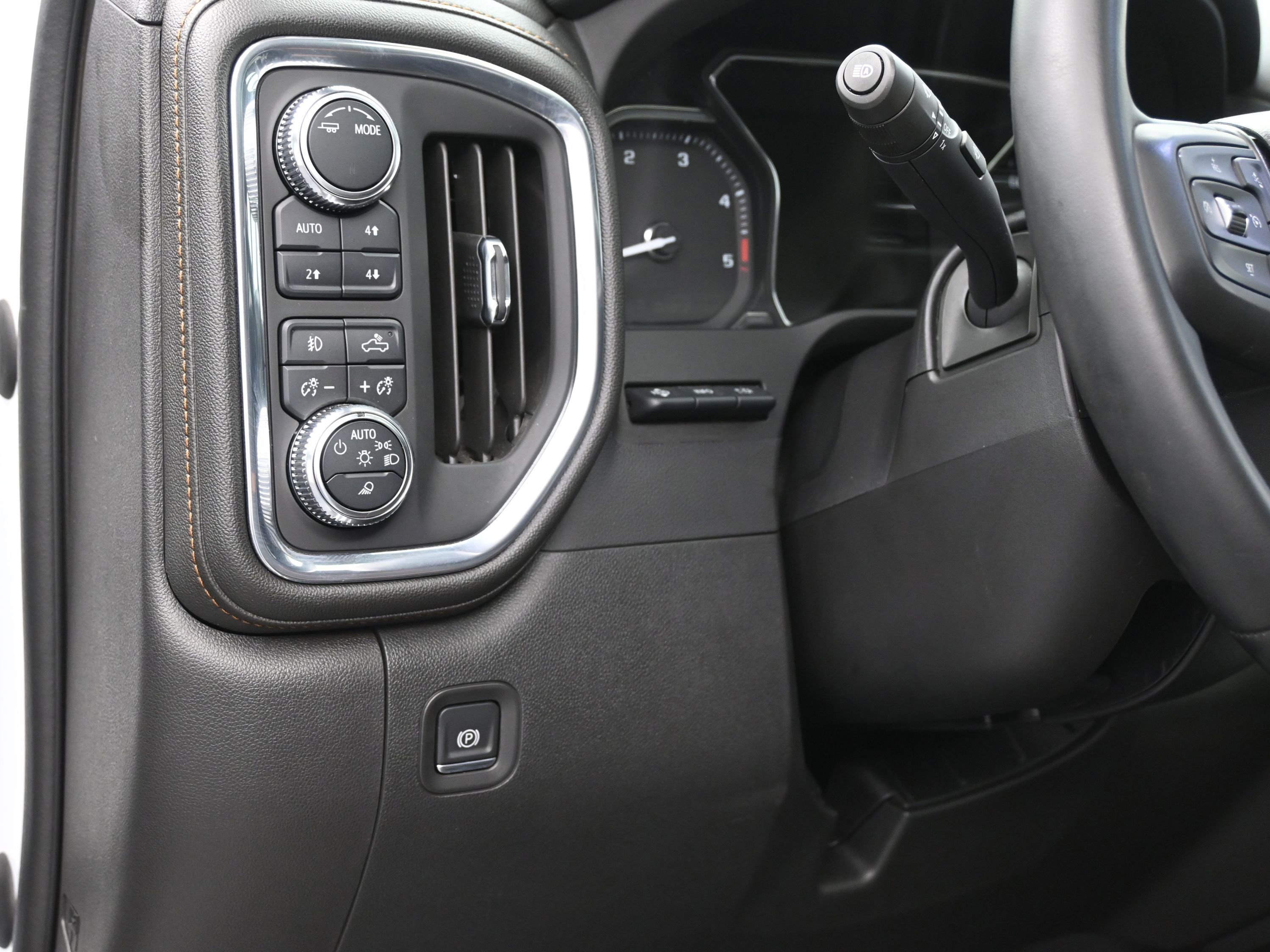 Used 2023 GMC Sierra 2500 AT4 w/ AT4 Premium Plus Package image 23