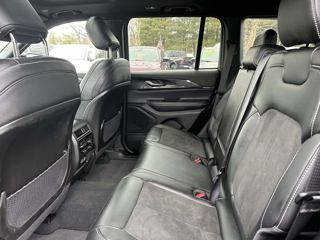 Certified 2023 Jeep Grand Cherokee Altitude AWD/4WD image 7