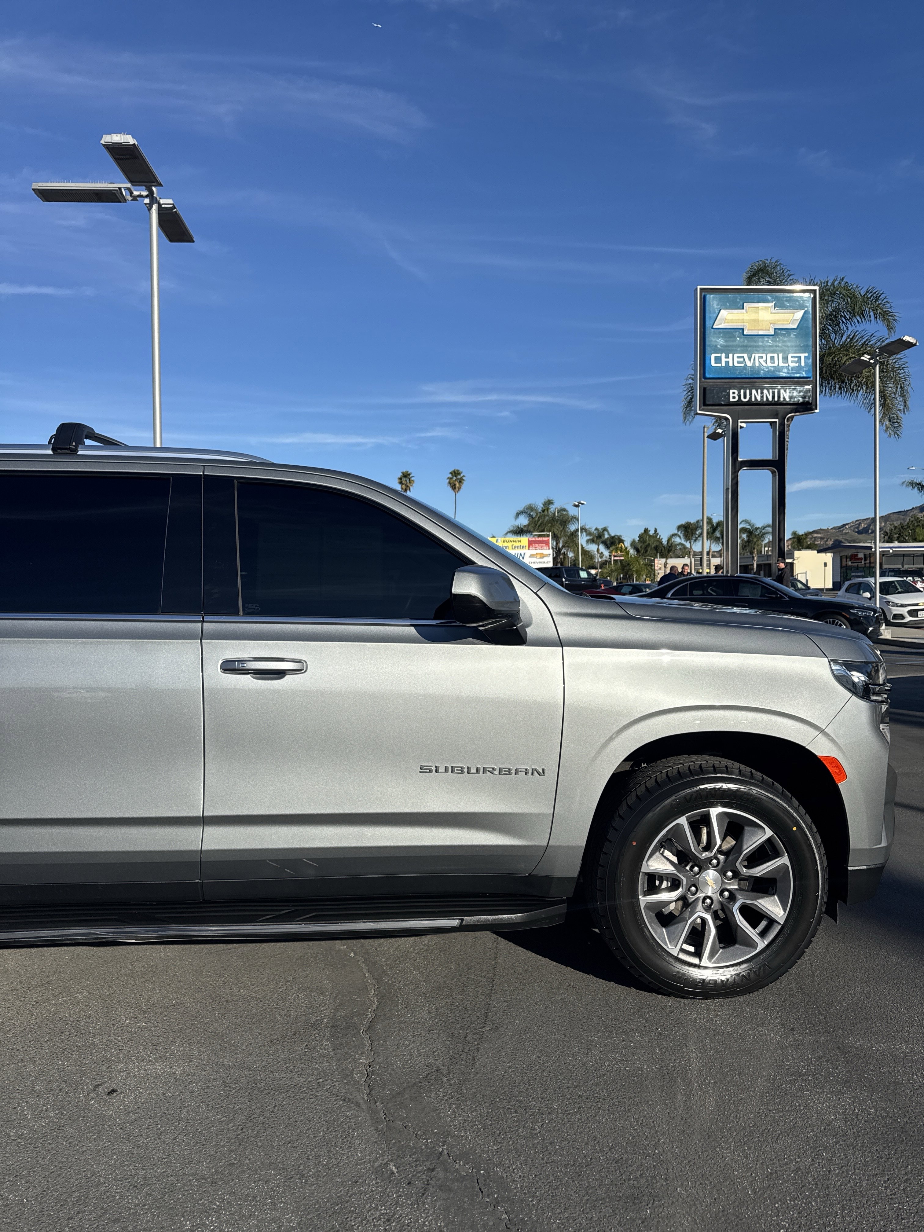 Used 2023 Chevrolet Suburban LS image 9