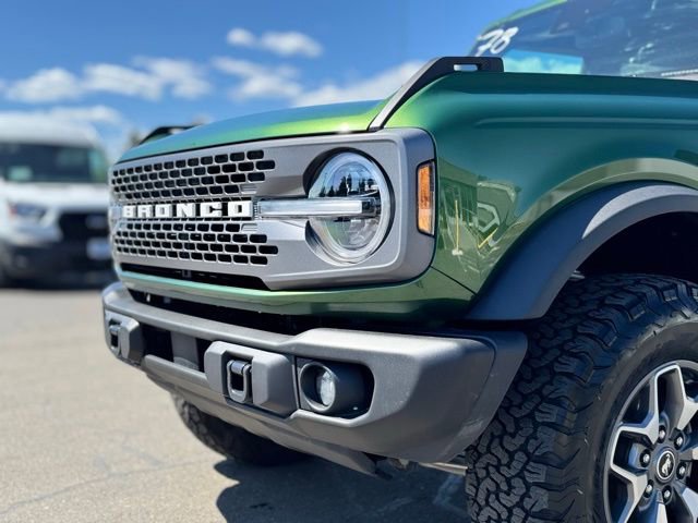 Certified 2023 Ford Bronco Badlands AWD/4WD image 4