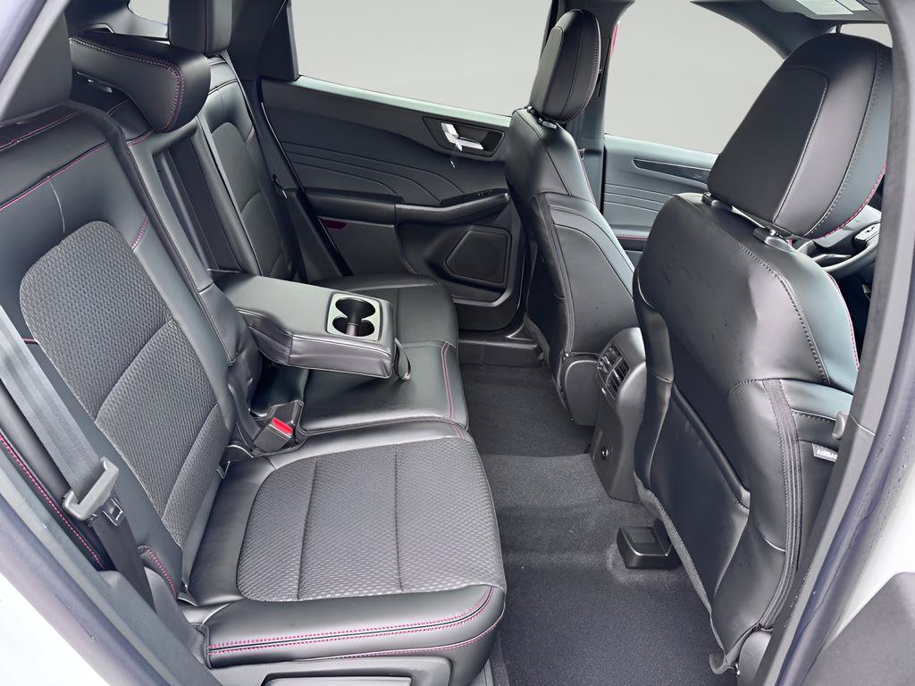 New 2026 Ford Escape ST-Line w/ Tech Pack #1 FWD image 30