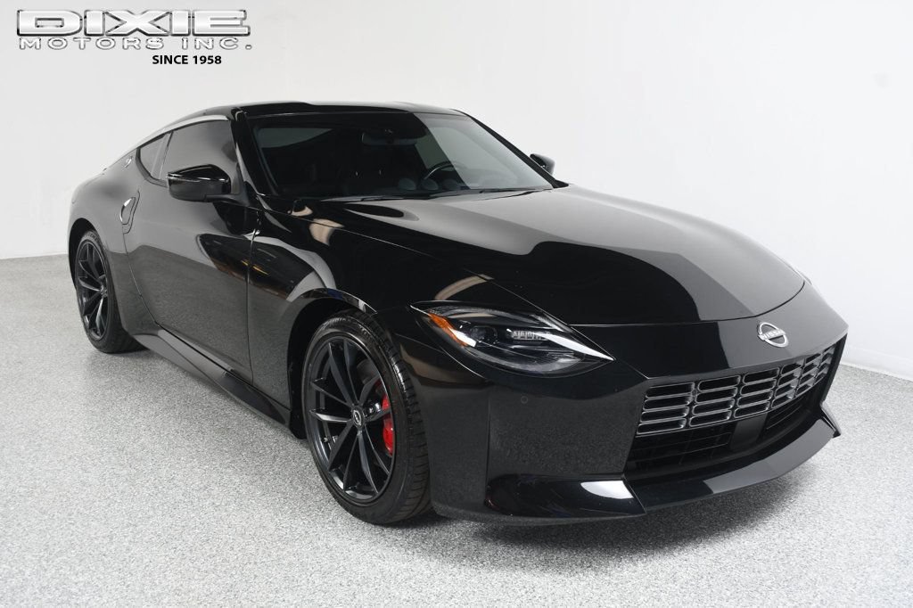 Used 2024 Nissan Z Performance w/ Floor Mat Package RWD image 1