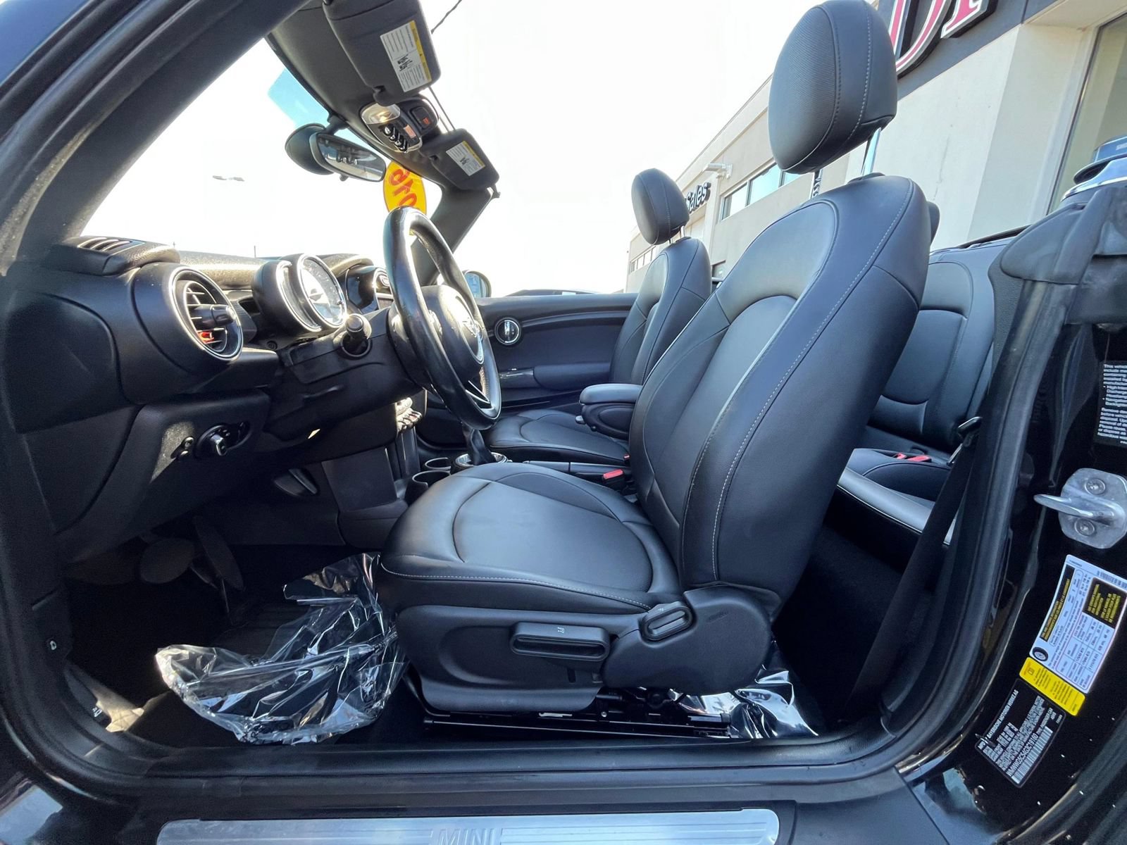 Used 2016 MINI Cooper Convertible FWD image 32