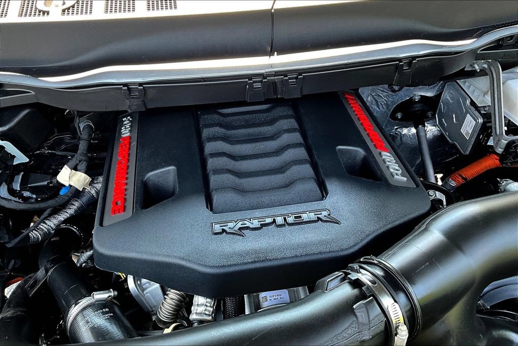 Certified 2025 Ford F150 Raptor AWD/4WD image 33