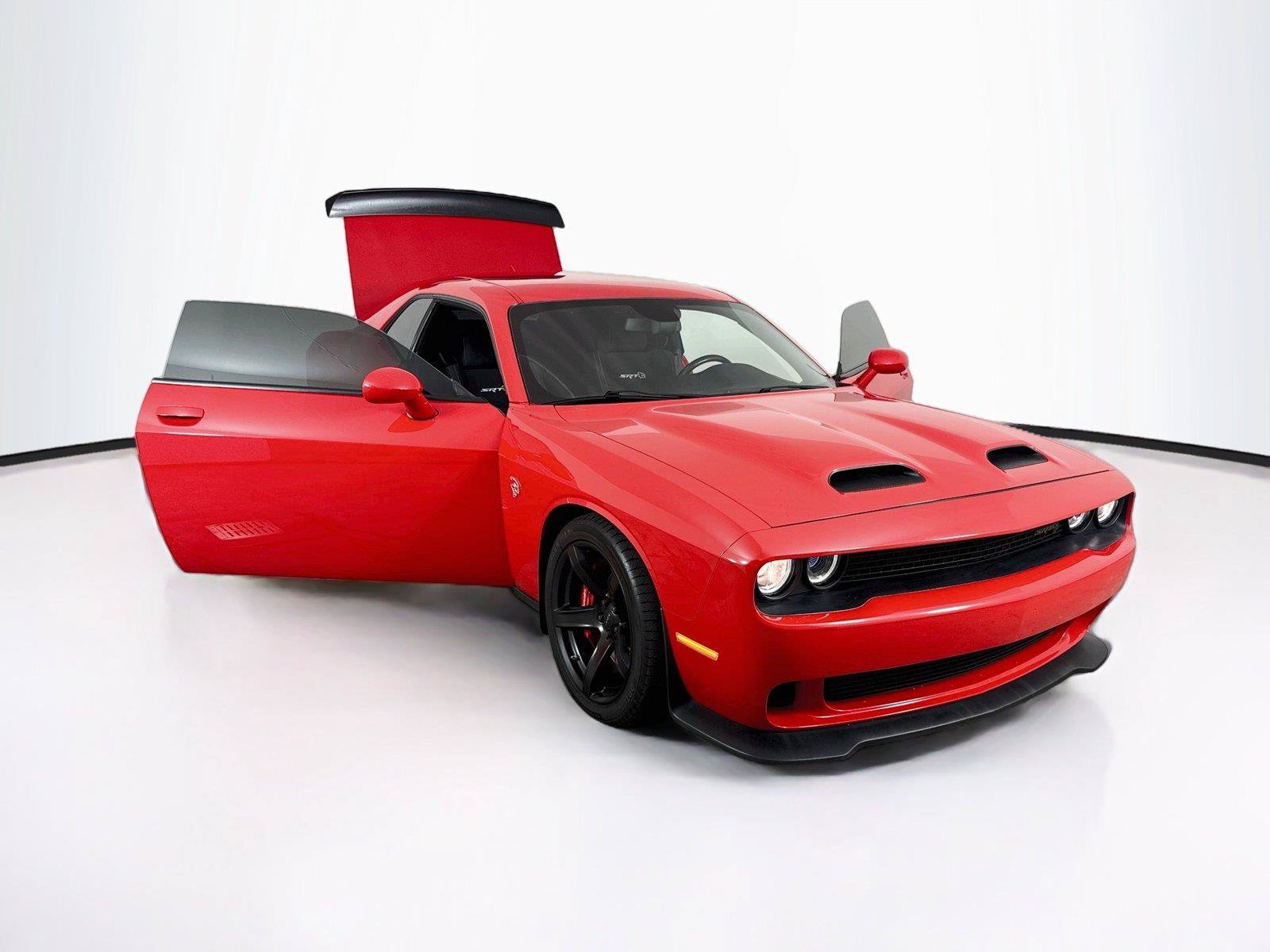 Used 2019 Dodge Challenger SRT Hellcat RWD image 33