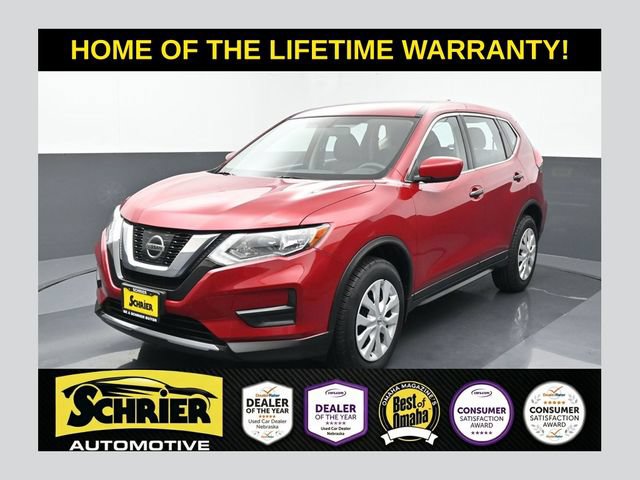 Used 2017 Nissan Rogue S AWD/4WD image 1