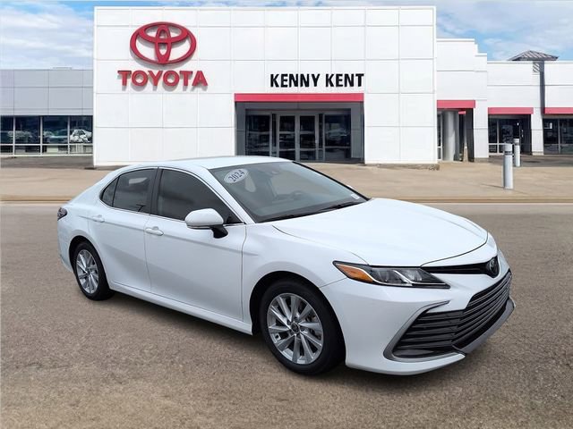 Certified 2024 Toyota Camry LE w/ Convenience Package image 1