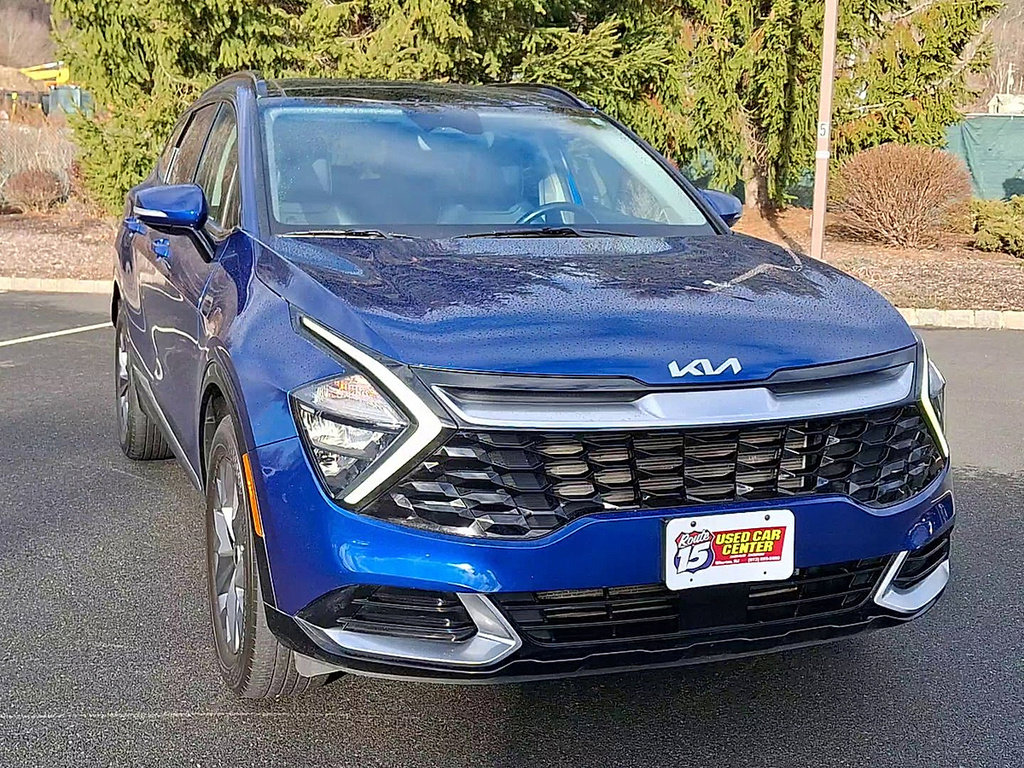 Used 2023 Kia Sportage SX image 3