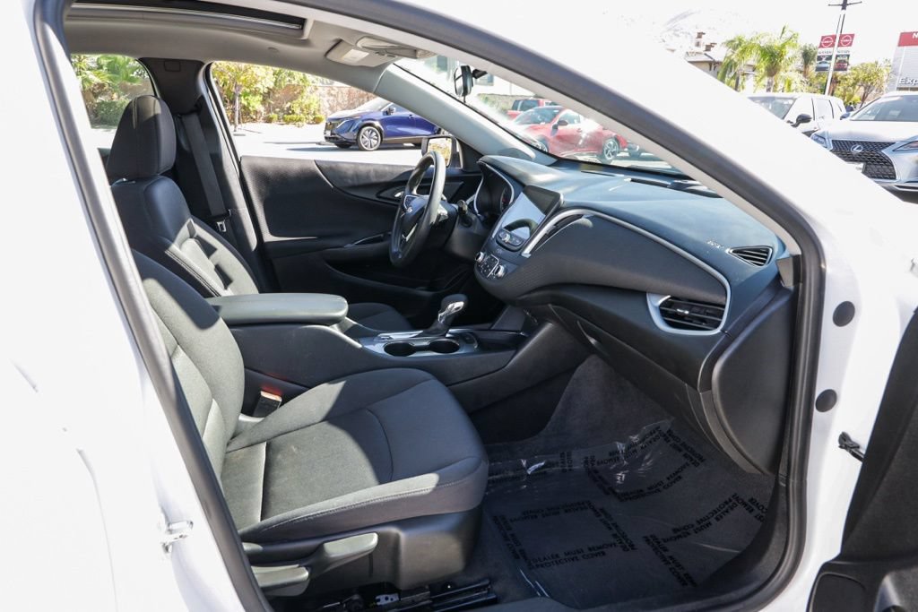 Used 2023 Chevrolet Malibu LT FWD image 20