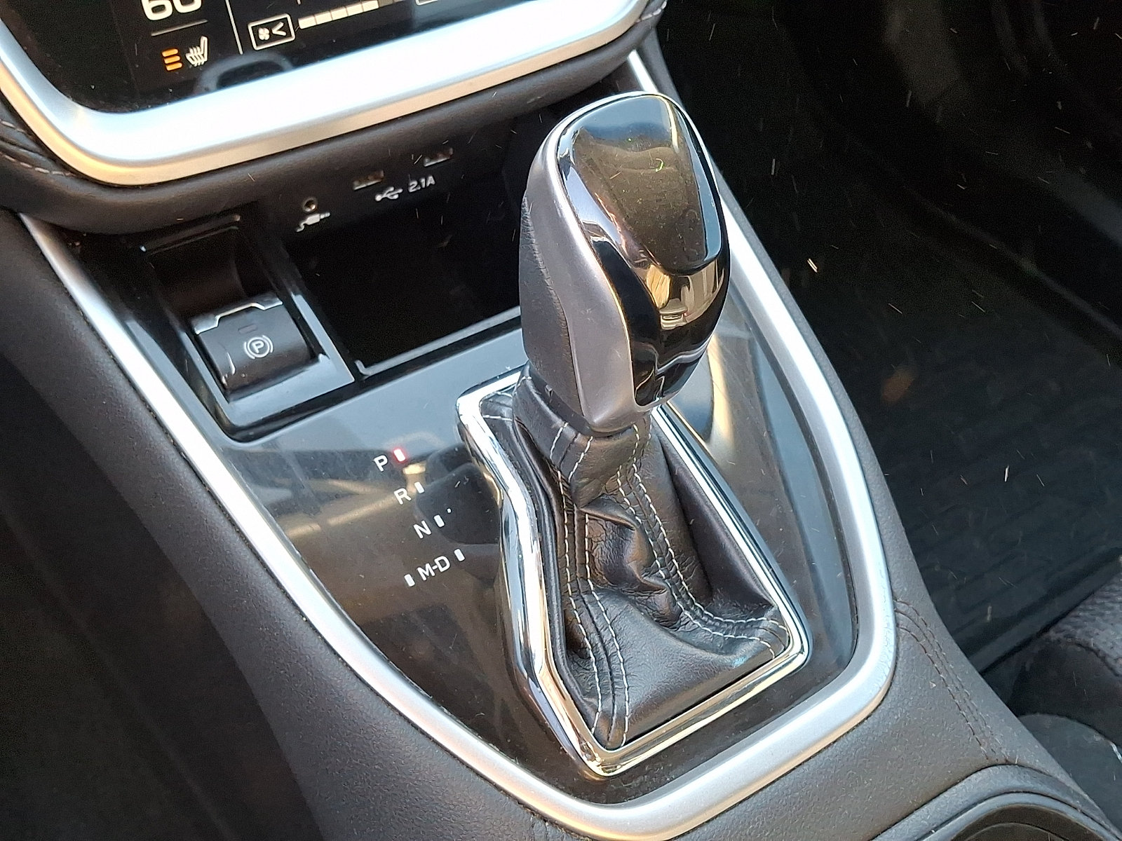 Used 2020 Subaru Outback Premium AWD/4WD image 16