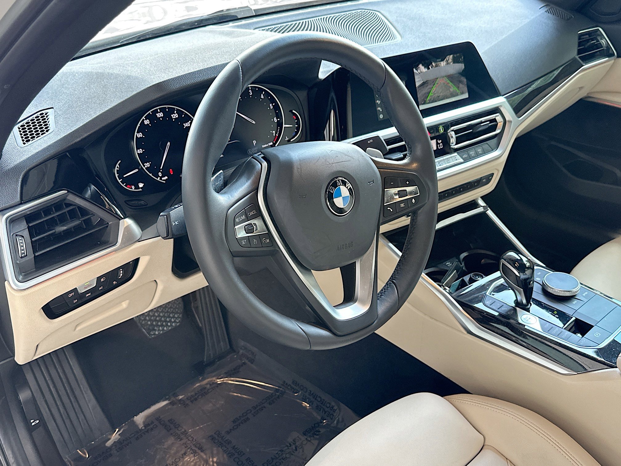 Used 2019 BMW 330i Sedan w/ Driving Assistance Package image 9