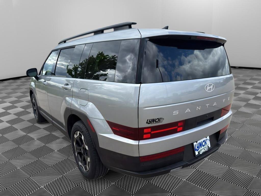 Used 2026 Hyundai Santa Fe SEL AWD/4WD image 3