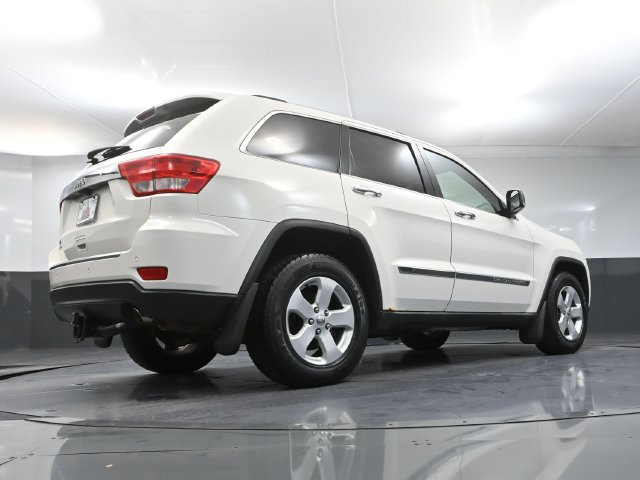 Used 2011 Jeep Grand Cherokee Limited AWD/4WD image 44