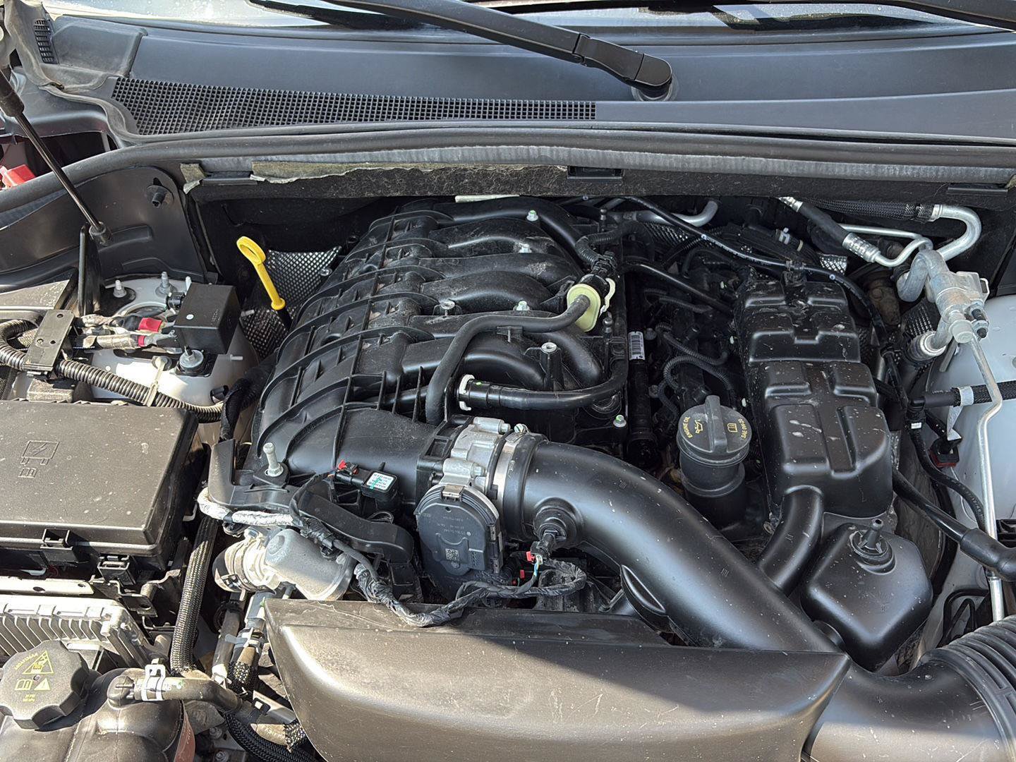 Used 2022 Dodge Durango SXT AWD/4WD image 18