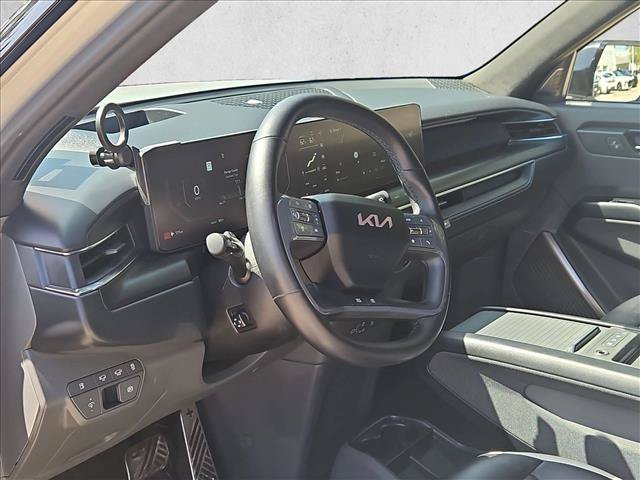 Used 2024 Kia EV9 GT-Line AWD/4WD image 10