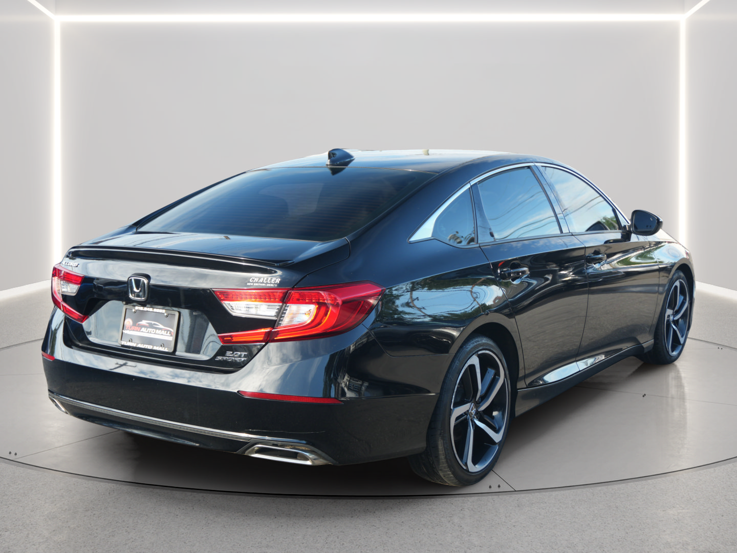 Used 2019 Honda Accord Sport image 5