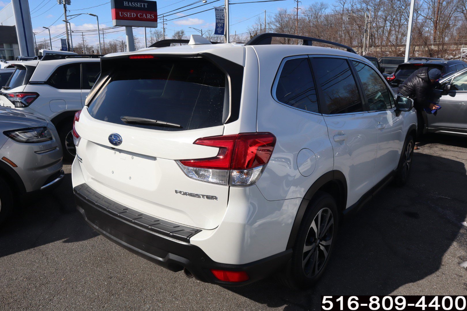 Used 2021 Subaru Forester Limited image 4
