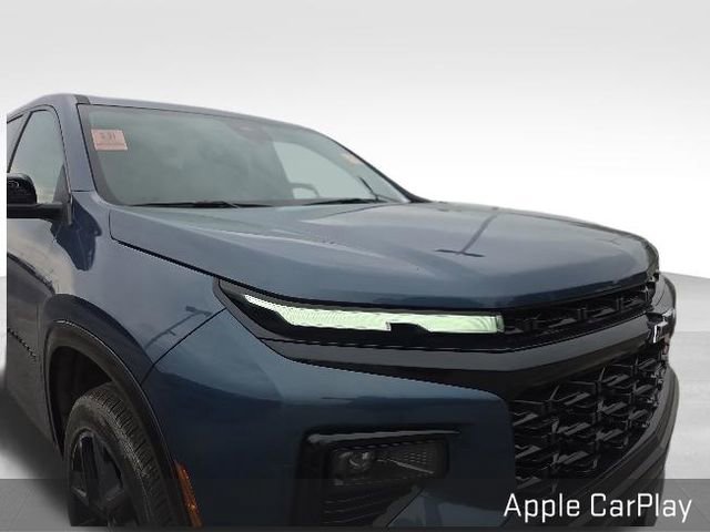 Used 2024 Chevrolet Traverse RS AWD/4WD image 2