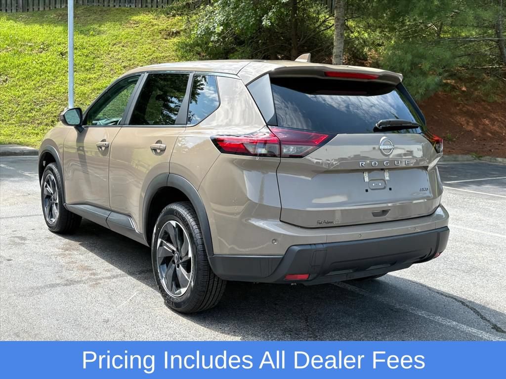 Used 2025 Nissan Rogue SV AWD/4WD image 6