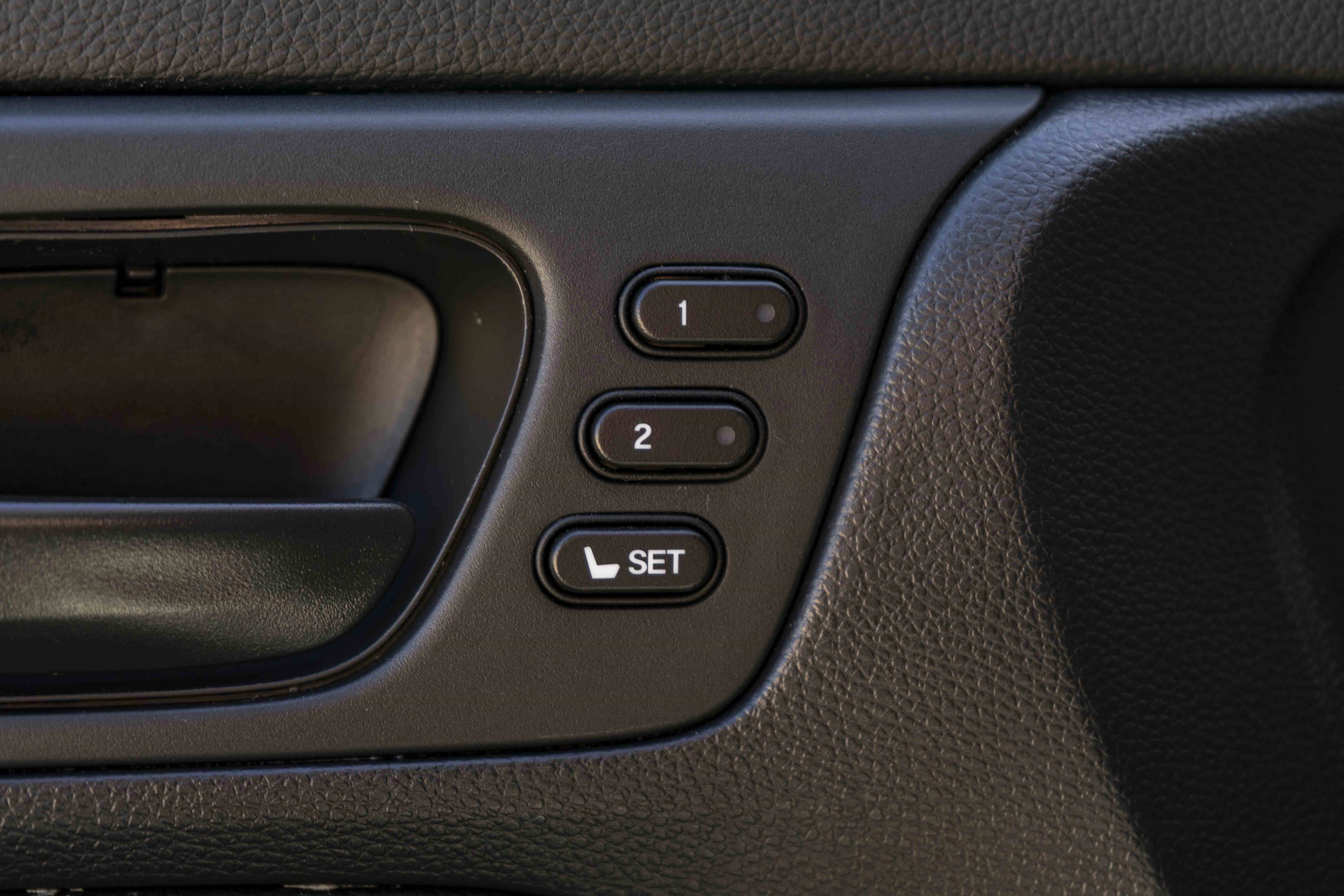 Used 2025 Honda Odyssey Sport-L image 39