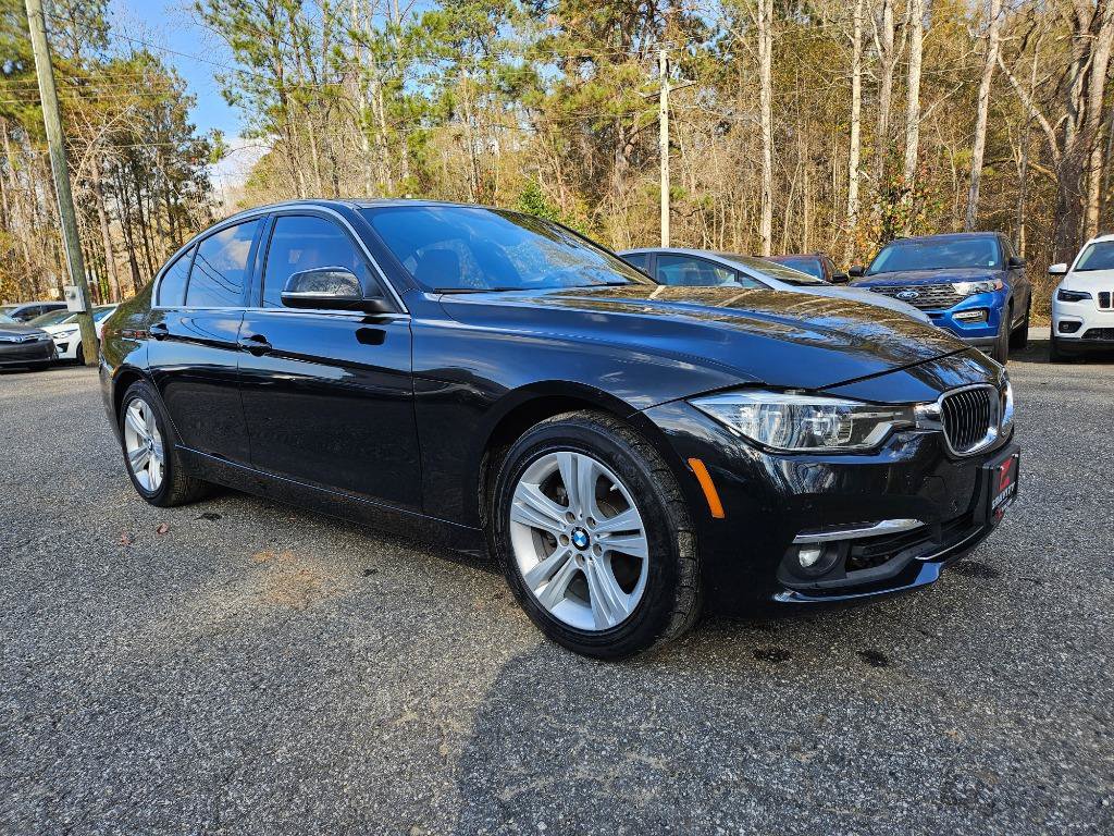 Used 2018 BMW 330i xDrive Sedan w/ Premium Package AWD/4WD image 10
