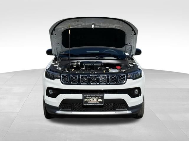 Used 2024 Jeep Compass Limited AWD/4WD image 9