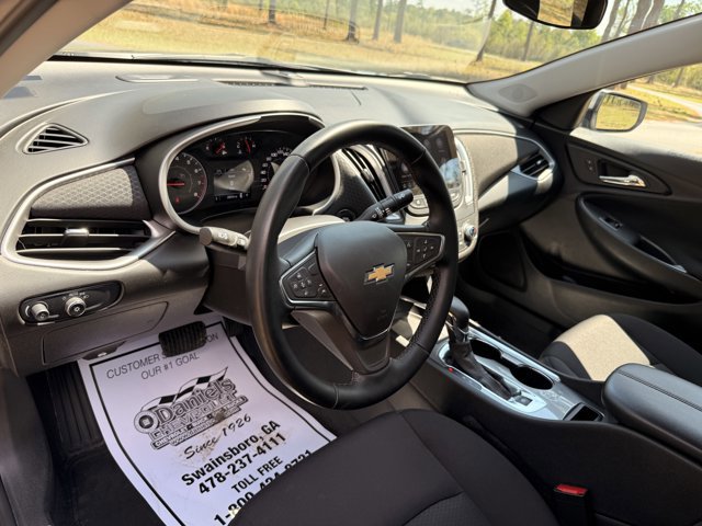 Used 2024 Chevrolet Malibu LT w/ Sport Edition image 14