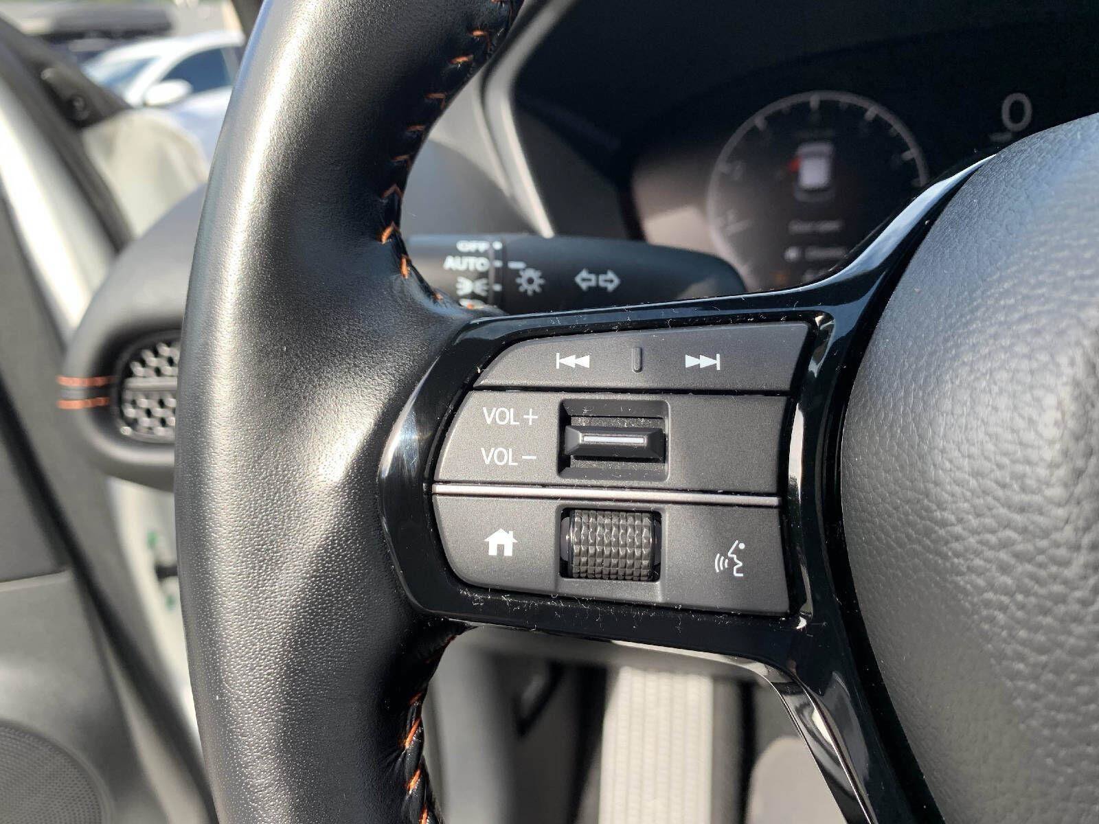 Certified 2026 Honda HR-V Sport image 15