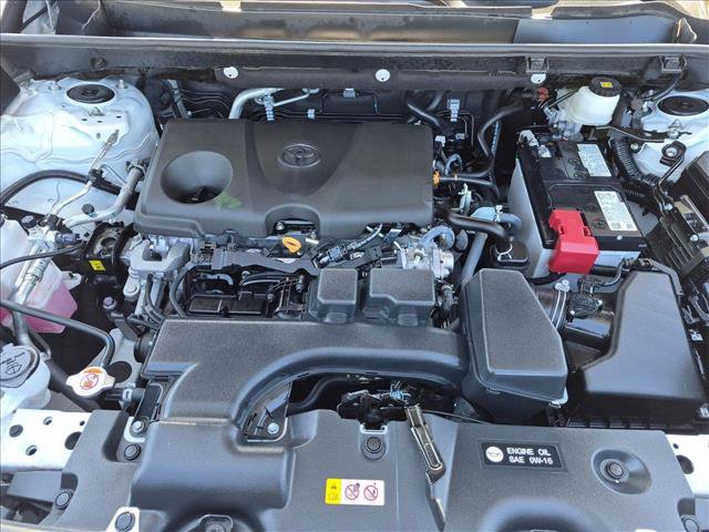Used 2025 Toyota RAV4 XLE FWD image 21