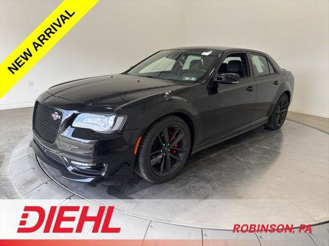 Certified 2023 Chrysler 300 C image 3