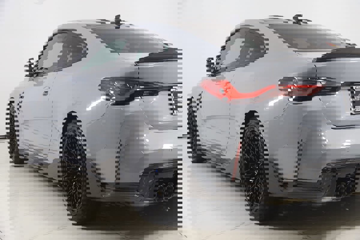 Used 2021 BMW M4 Coupe w/ Executive Package image 31