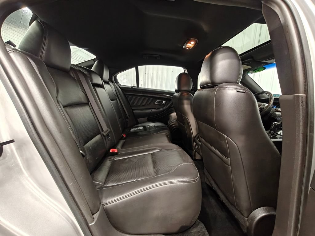 Used 2016 Ford Taurus Limited w/ Equipment Group 301A AWD/4WD image 28