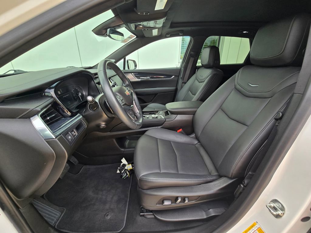 Used 2024 Cadillac XT5 Premium Luxury FWD image 10