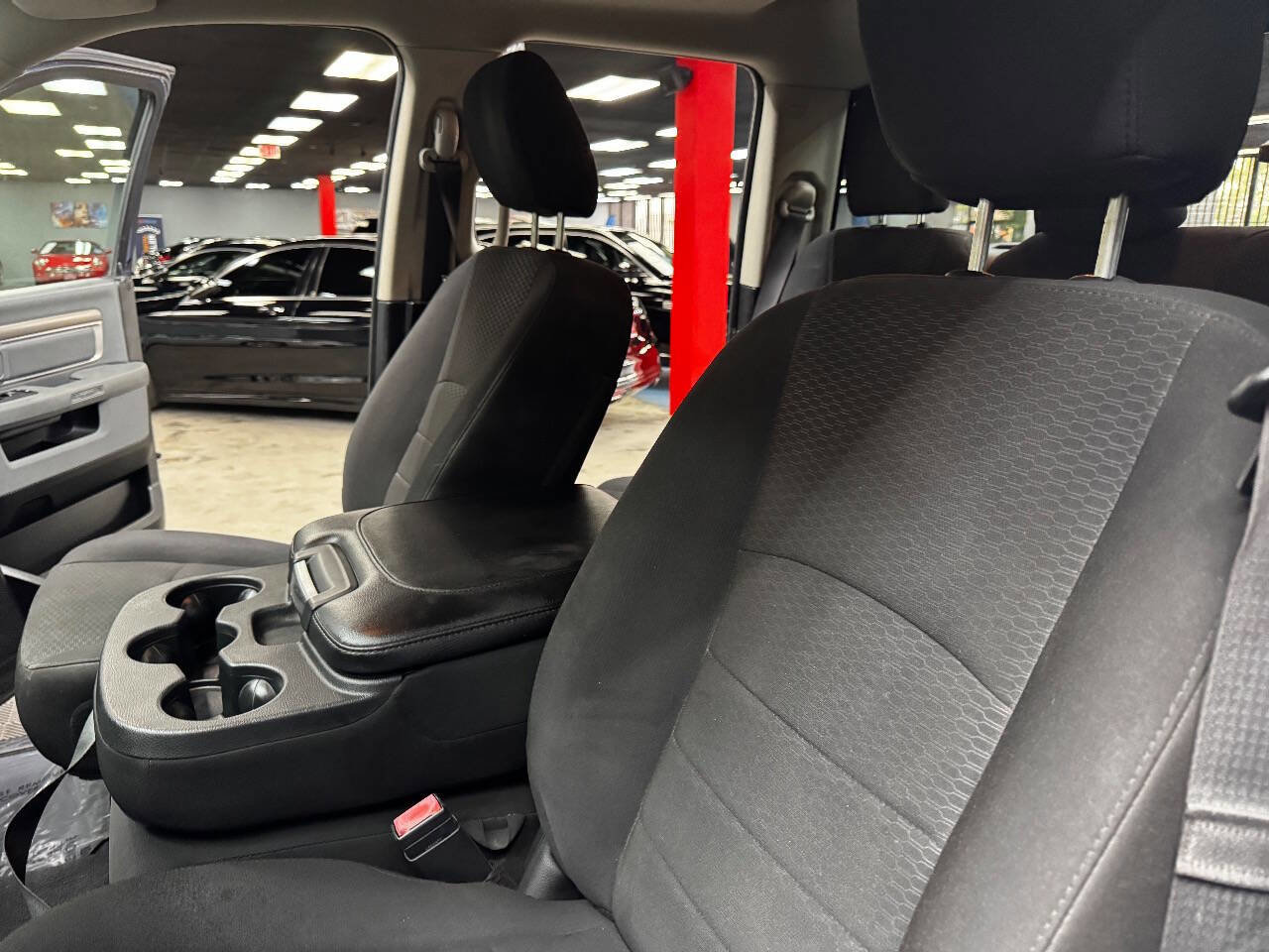 Used 2020 RAM 1500 Classic Warlock image 33