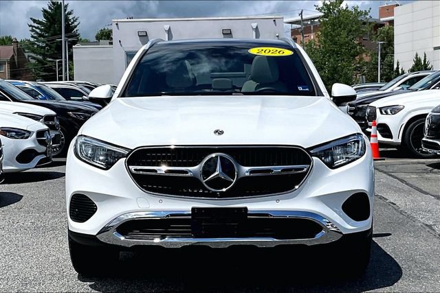 Used 2026 Mercedes-Benz GLC 300 4MATIC image 2
