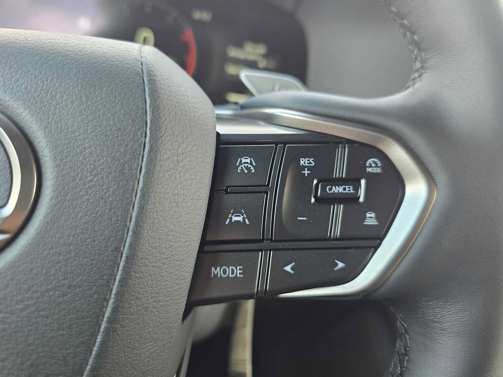 New 2026 Lexus GX 550 AWD/4WD image 32