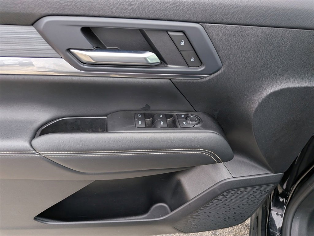 Used 2025 GMC Terrain Elevation image 11