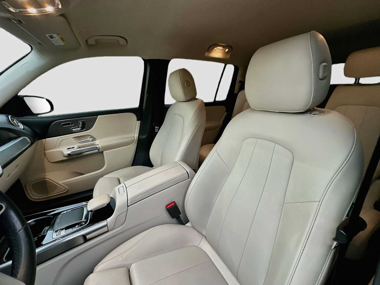 Used 2020 Mercedes-Benz GLB 250 image 20