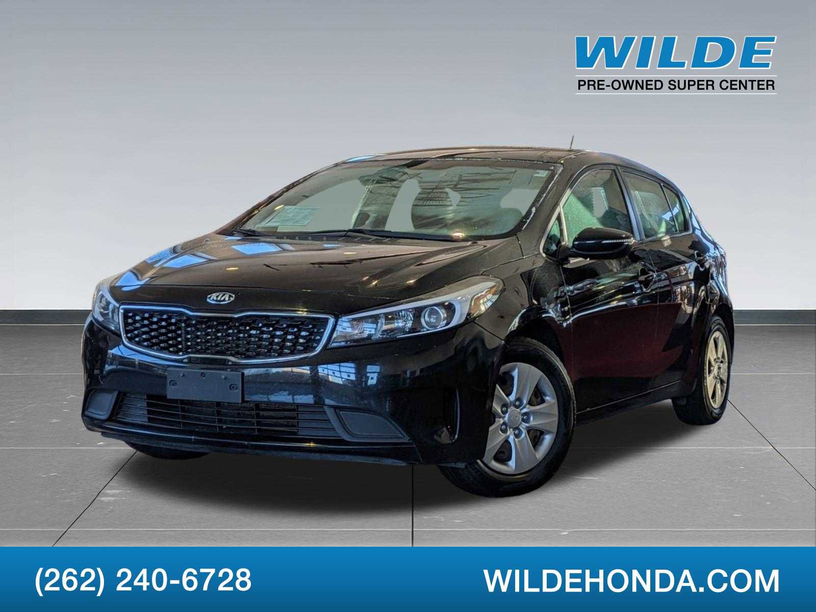 Used 2017 Kia Forte LX image 1