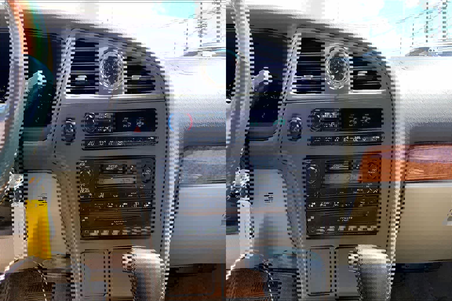 Used 2001 INFINITI QX4 2WD image 33