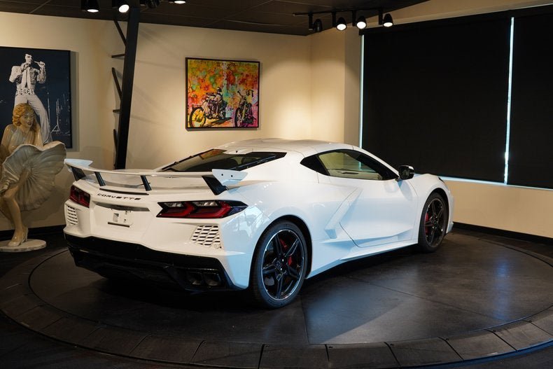 Used 2023 Chevrolet Corvette Stingray Premium Cpe w/ Z51 Performance Package RWD image 11