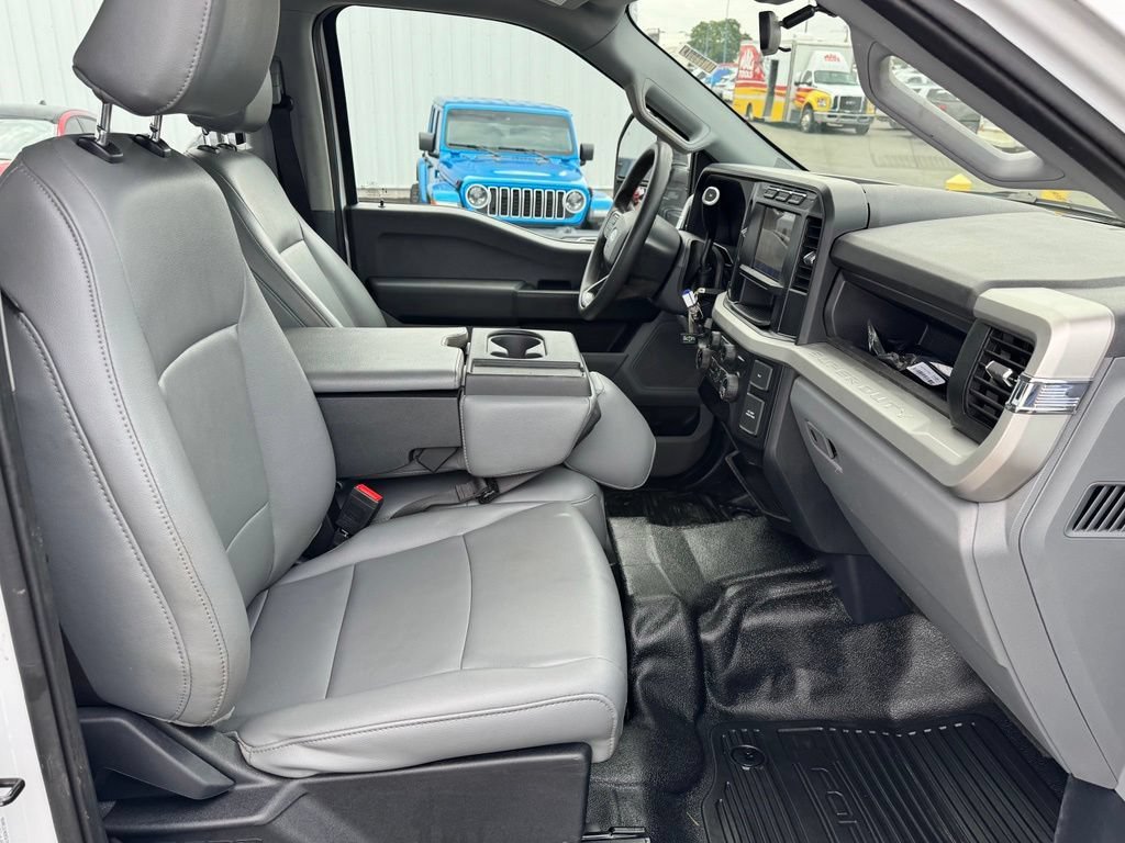 Used 2023 Ford F450 XL AWD/4WD image 24