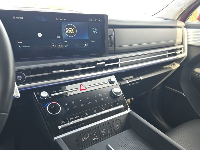 Used 2024 Hyundai Santa Fe Limited image 31