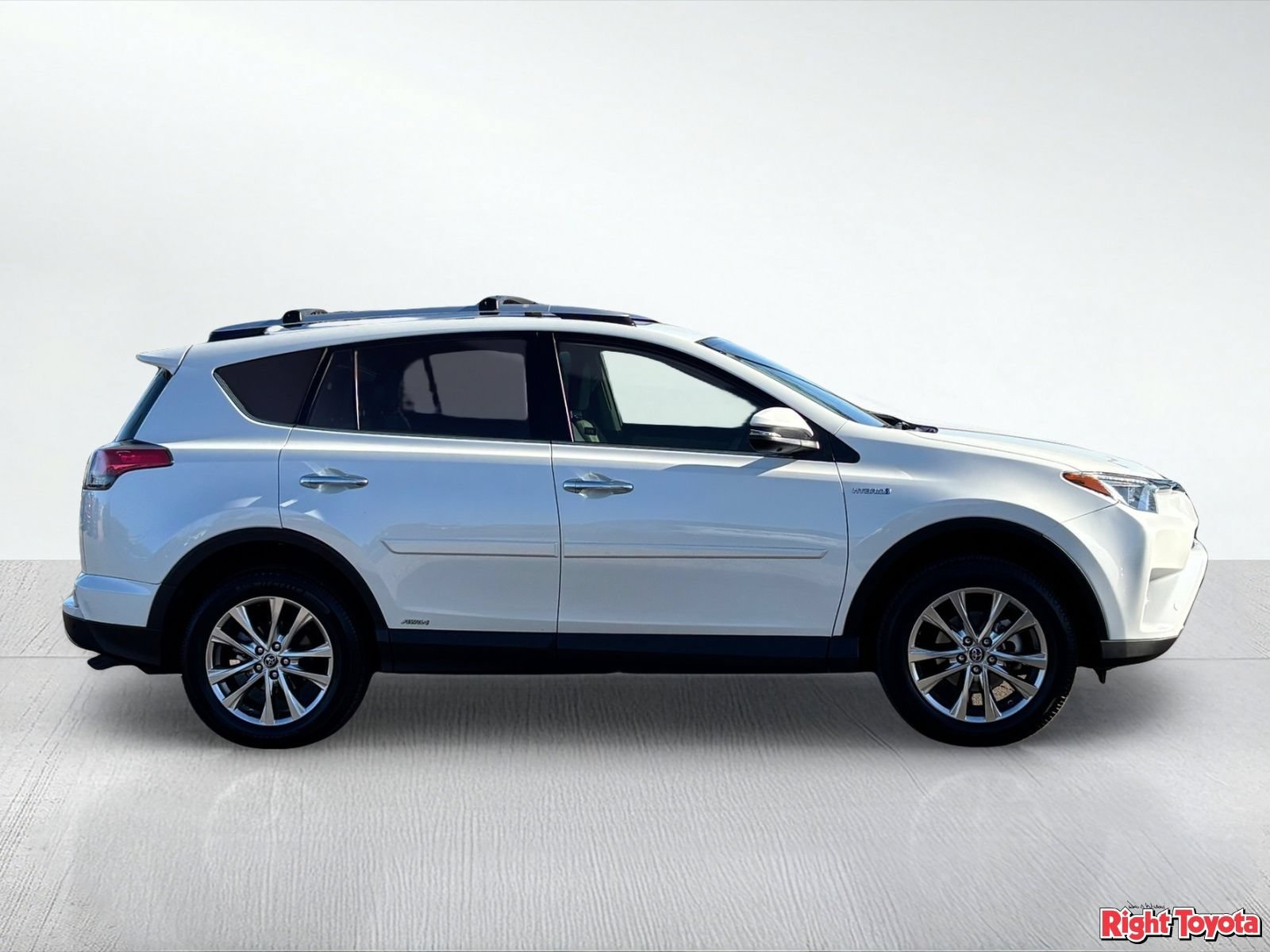 Certified 2016 Toyota RAV4 Limited w/ Advanced Technology Package AWD/4WD image 7