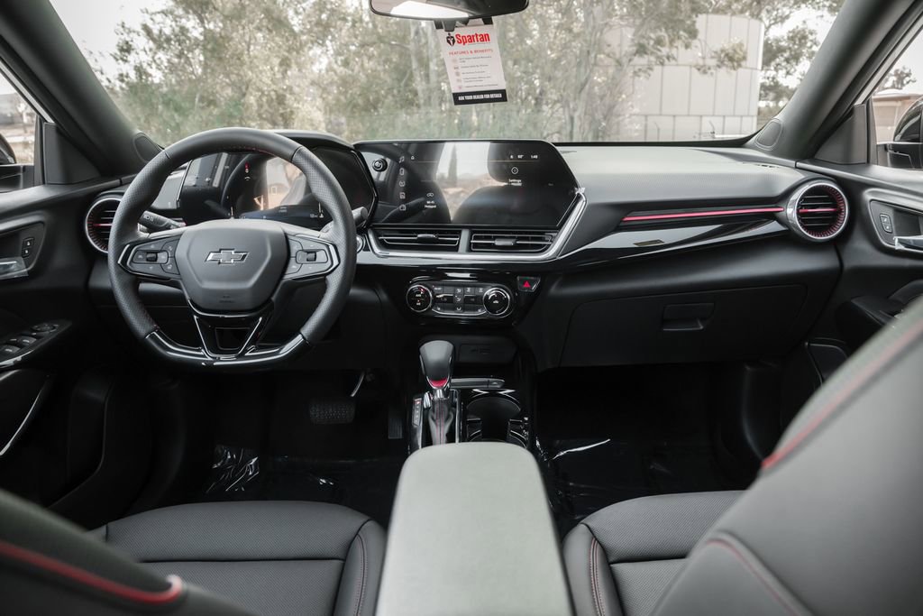 New 2026 Chevrolet Trax RS w/ Driver Confidence Package FWD image 19