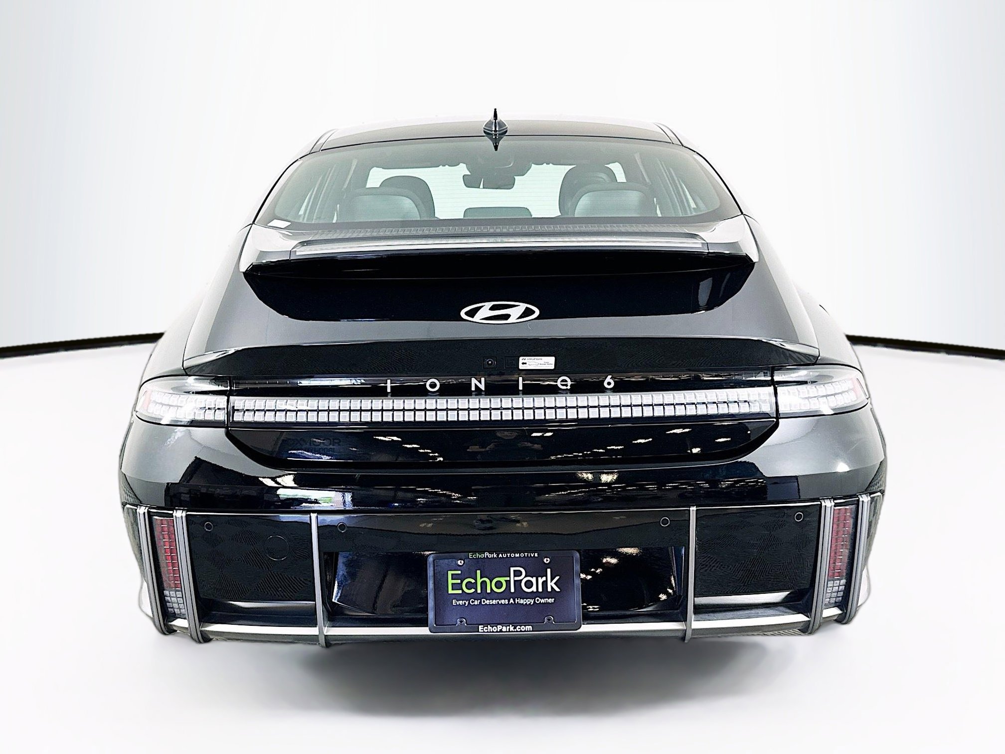 Used 2024 Hyundai Ioniq 6 SE AWD/4WD image 7